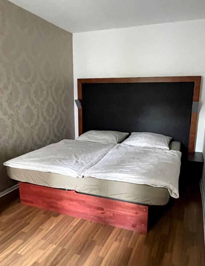 ראדבול Fewo Im Kneipenviertel Altkoetzschenbroda מראה חיצוני תמונה